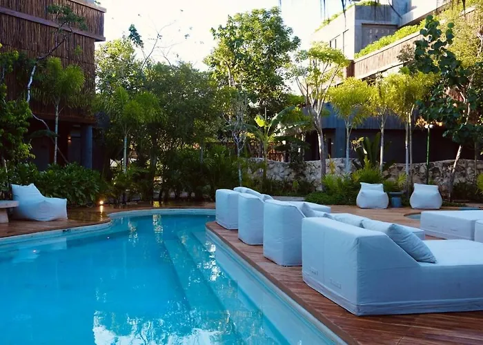 Luxury 3br Penthouse Jungle Views & Jacuzzi